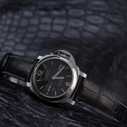 Black-alligator-leather-watch-strap-for-Panerai-Luminor-Due-Detail.png