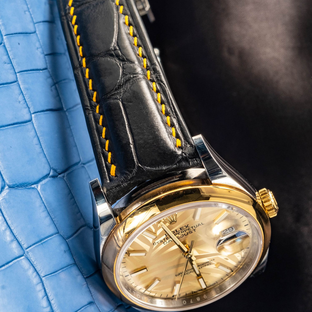 Black-alligator-leather-watch-strap-for-Rolex-Datejust-41mm-yellow-gold-stitching-lug.png