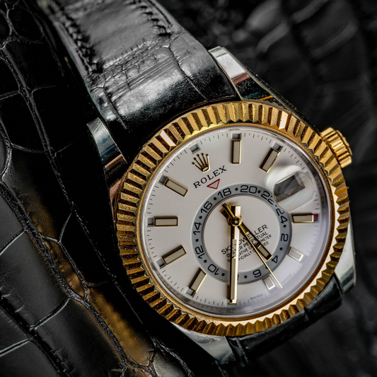 Black-alligator-leather-watch-strap-for-Rolex-Sky-dweller-lug.png