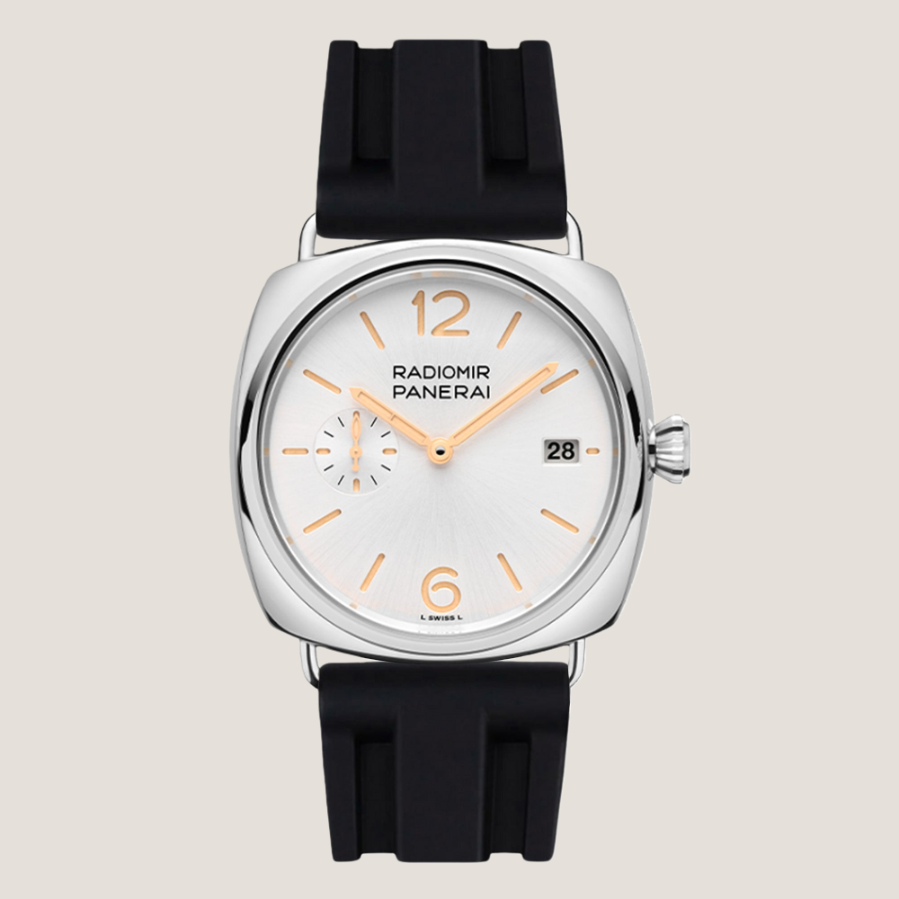 Black-fkm-rubber-strap-for-Panerai-Radimir-on-Watch.png