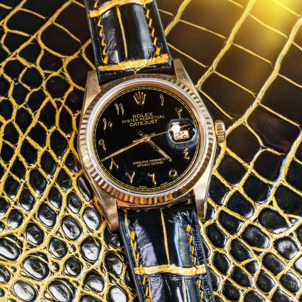 Black-gold-alligator-leather-watch-strap-for-Rolex-Datejust-31mm.png
