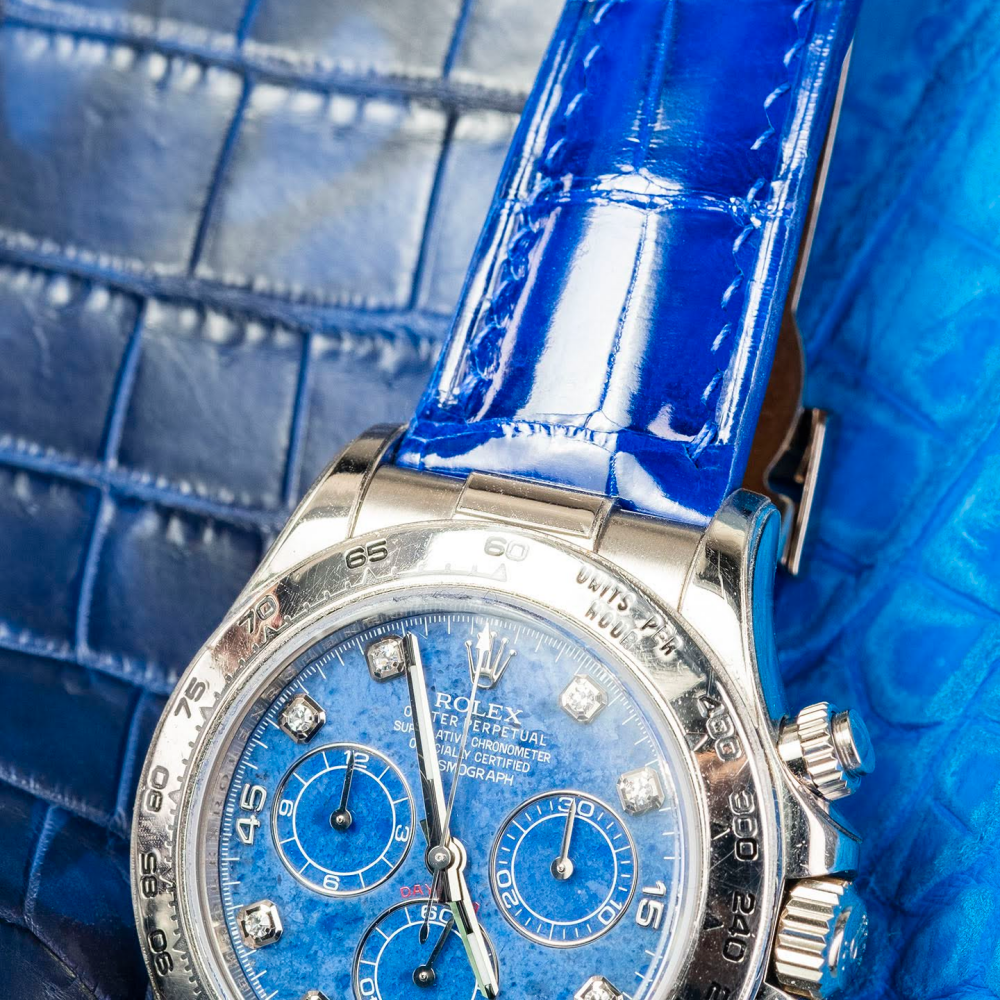 Blue-alligator-leather-watch-strap-for-Rolex-Daytona-Detail.png