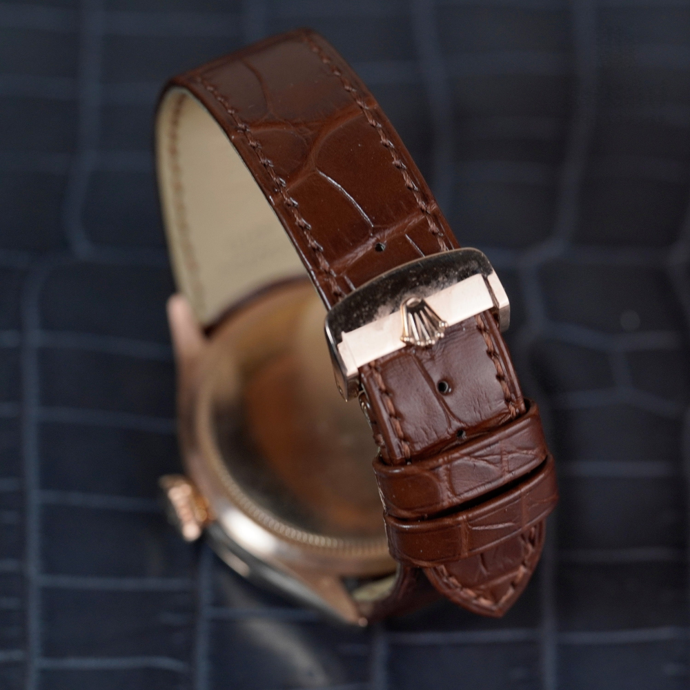 Brown-alligator-leather-watch-strap-for-Rolex-Cellini-Backside.png