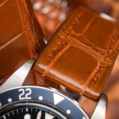 Chestnut-brown-alligator-leather-strap-for-tudor-black-bay-GMT-lug.png