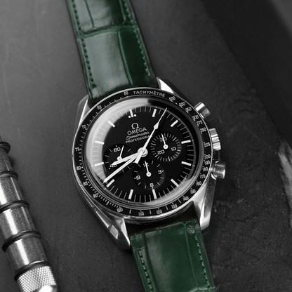 CustomAlligatorWatchStrapBottleGreen_2.png