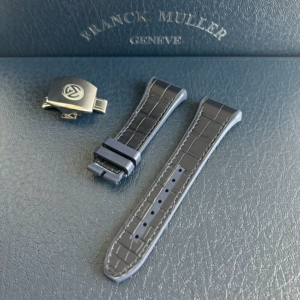 Dark-blue-FKM-rubber-with-alligator-strap-for-franck-muller-vanguard-and-buckle.png