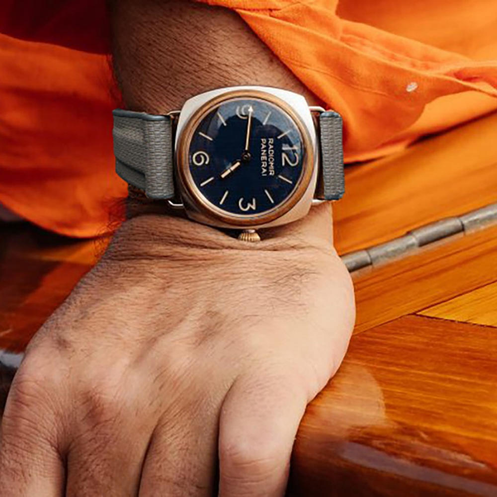 FKM-sailcloth-rubber-strap-for-Panerai-main03.png