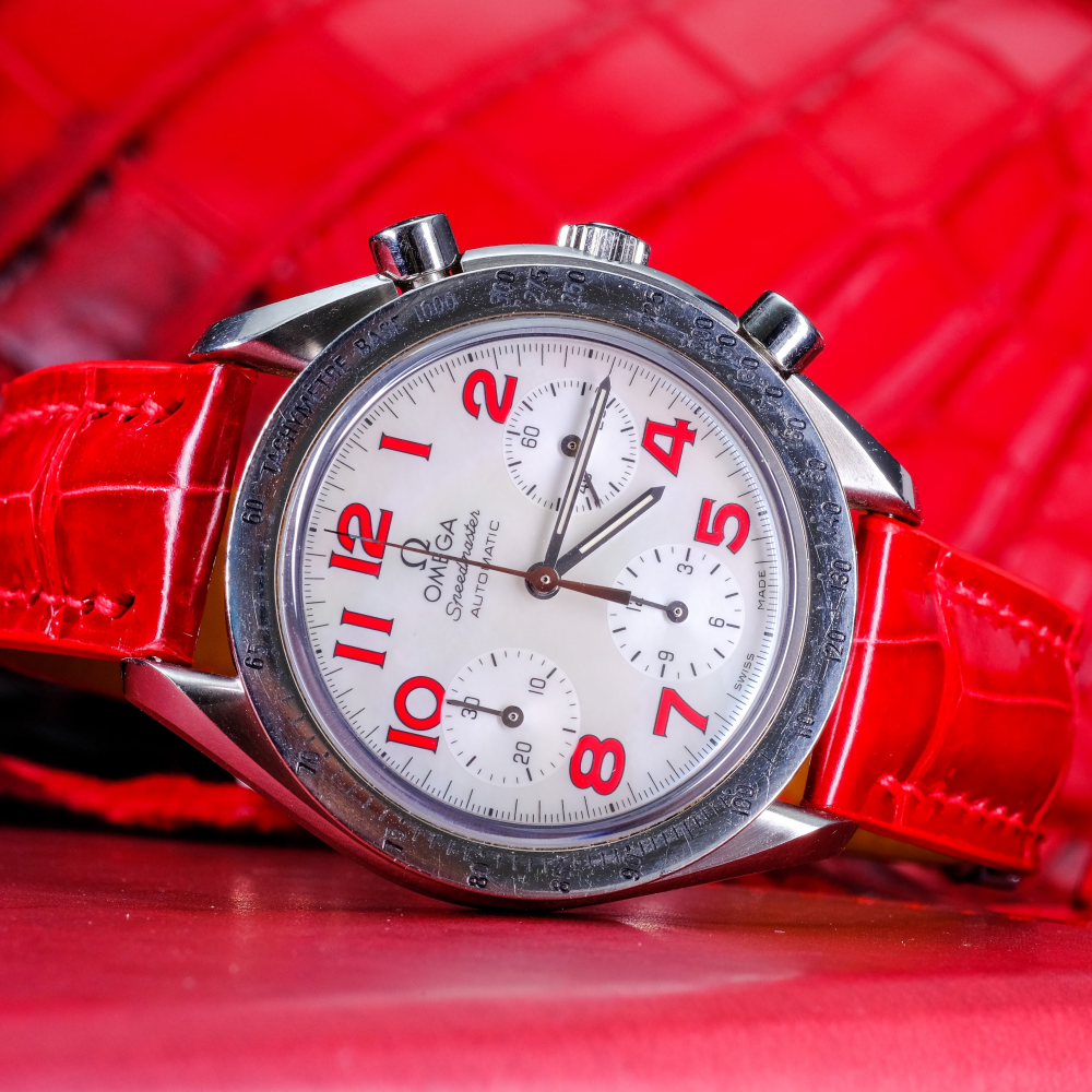 Ferrari-red-alligator-leather-watch-strap-for-Omega-Speedmaster.png