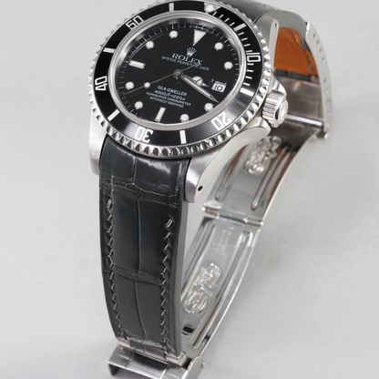 Graphite-grey-alligator-leather-watch-strap-for-Rolex-Sea-Dweller-on-Watch.png