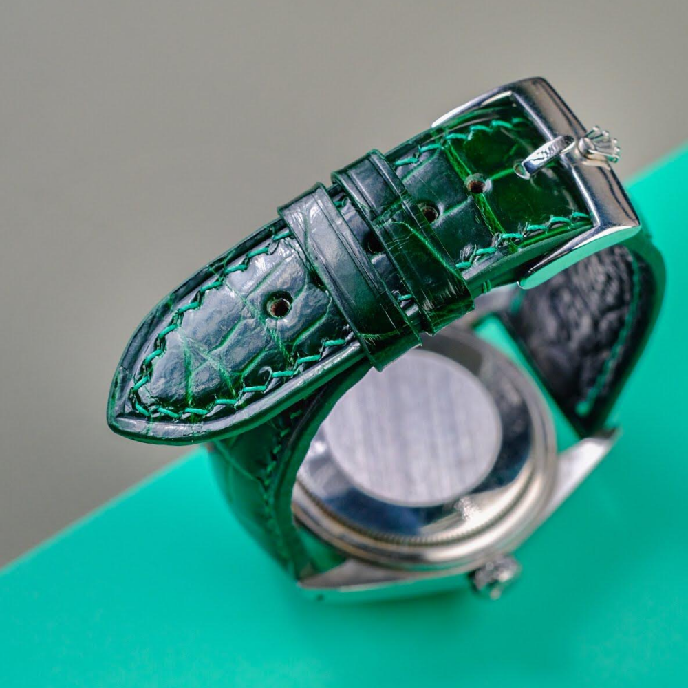 Green-alligator-leather-watch-strap-for-Rolex-Datejust-backside.png