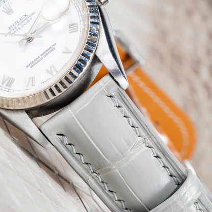 Grey-alligator-leather-watch-strap-for-Rolex-Datejust-Detail.png