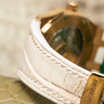 Himalayan-alligator-leather-strap-for-ap-royal-oak-41mm-detail.png