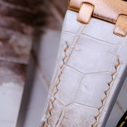 Himalayan-alligator-leather-strap-for-ap-royal-oak-shore-42mm-lug.png