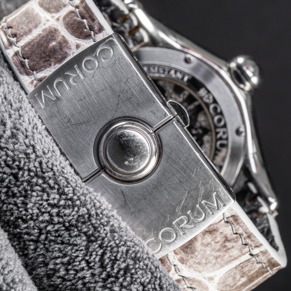 Himalayan-alligator-leather-strap-for-corum-bubble-backside.png