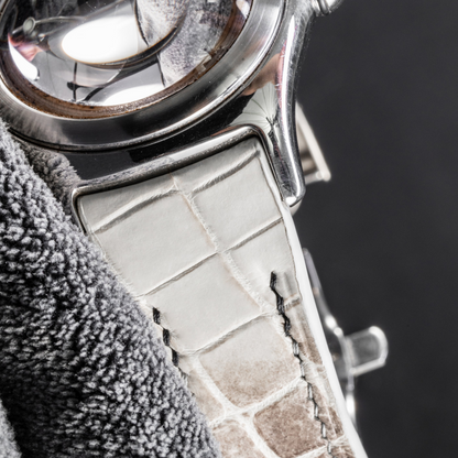 Himalayan-alligator-leather-strap-for-corum-bubble-lug.png