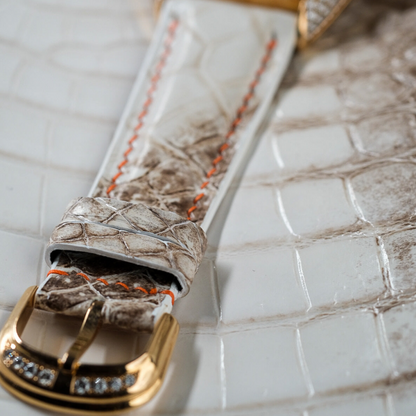 Himalayan-alligator-leather-strap-for-franck-muller-platinum-rotor-detail.png