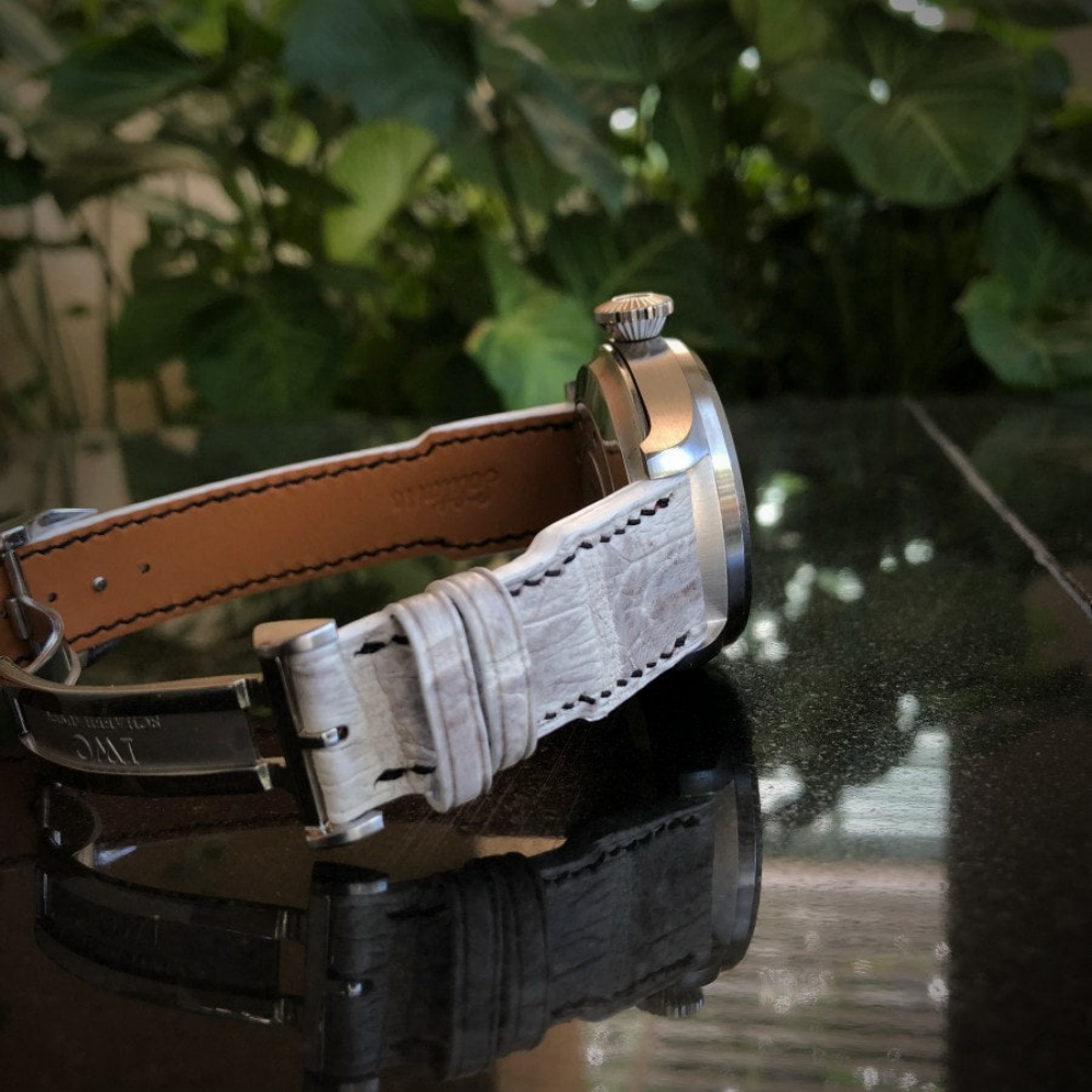 Himalayan-alligator-leather-strap-for-iwc-big-pilot-lining.png