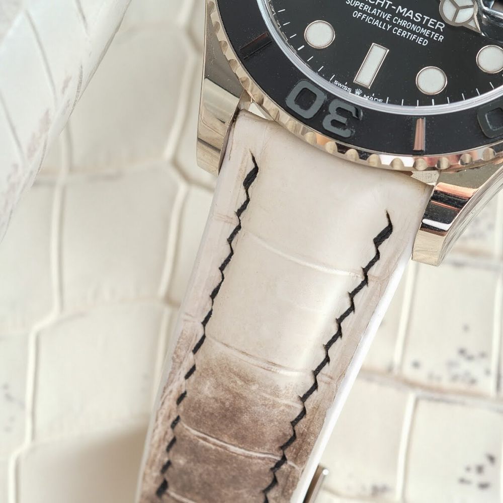 Himalayan-alligator-leather-strap-for-rolex-yacht-master-stitching.png
