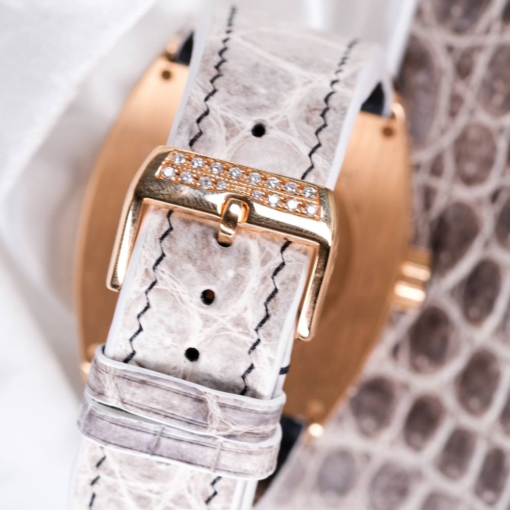 Himalayan-alligator-leather-watch-strap-for-frank-muller-vanguard-v45-sc-dt-backside.png