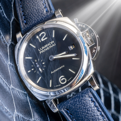 Navy-Blue-chevre-leather-watch-strap-for-Panerai-Luminor.png