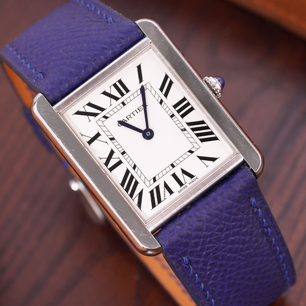 Navy-Blue-epsom-calfskin-leather-strap-for-cartier-tank-on-watch.png