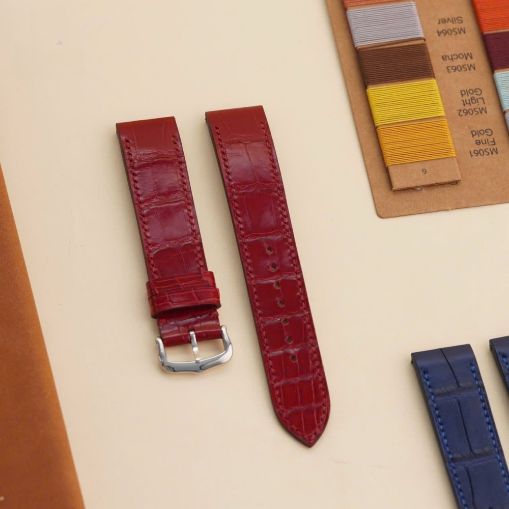 Red-alligator-leather-watch-strap-for-Cartier-Santos-Dumont.png