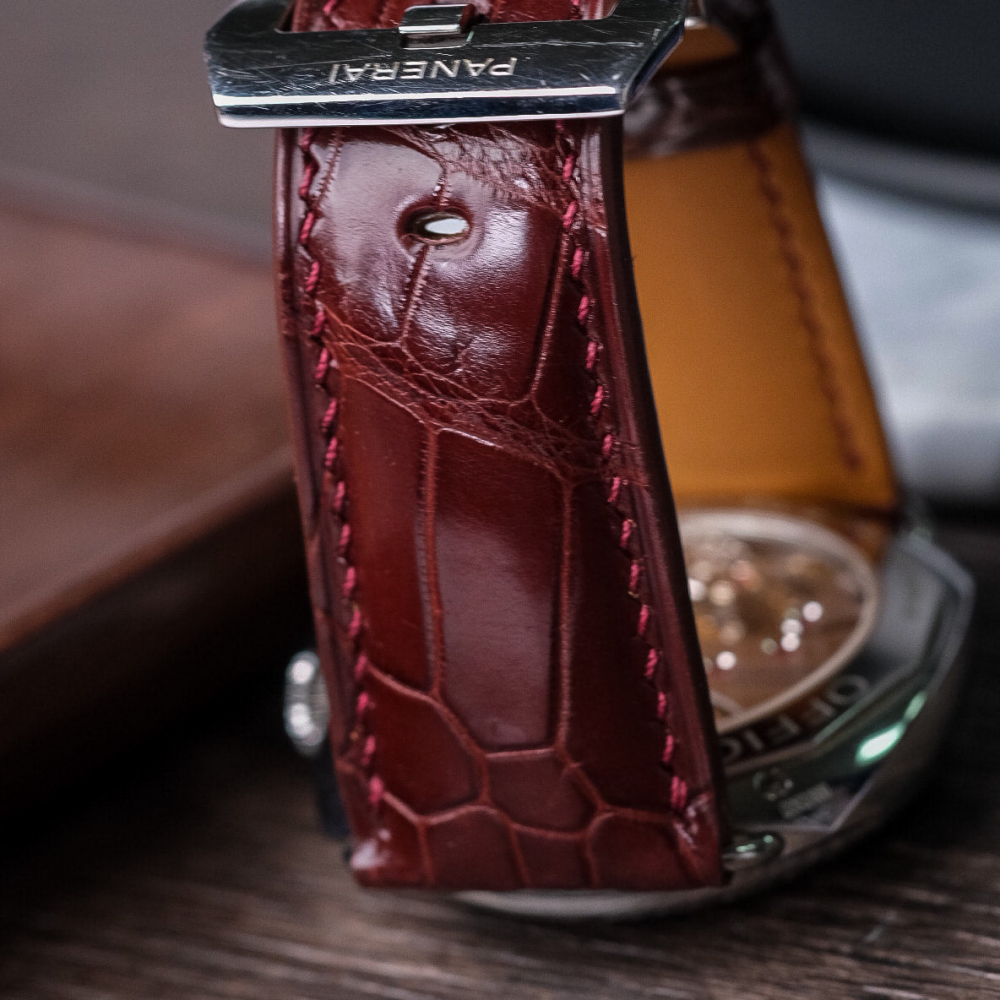 Reddish-Brown-alligator-leather-watch-strap-for-Panerai-Radiomir-Backside.png