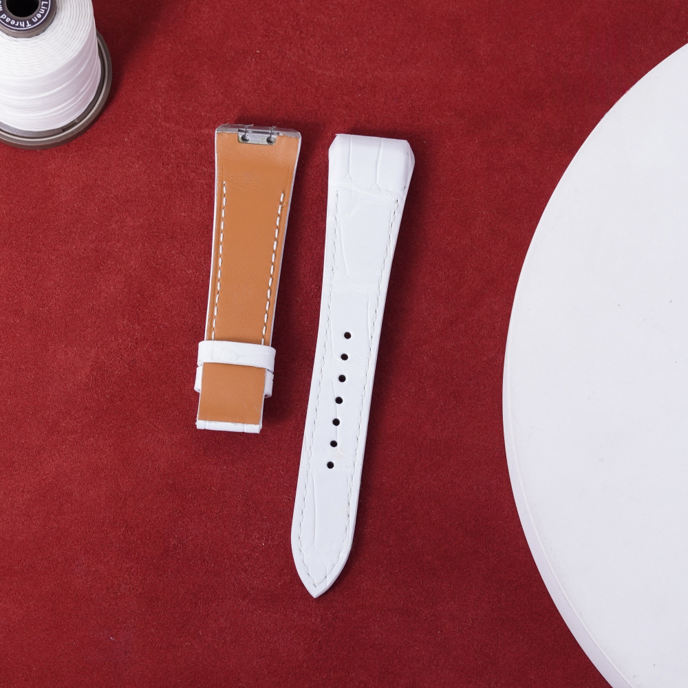 White-alligator-leather-watch-strap-for-frank-muller-vanguard-lining.png