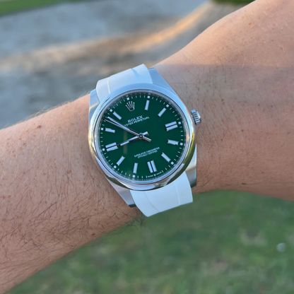 White-deployant-rubber-strap-for-rolex-oyster-perpetual-41mm-on-Hand.png