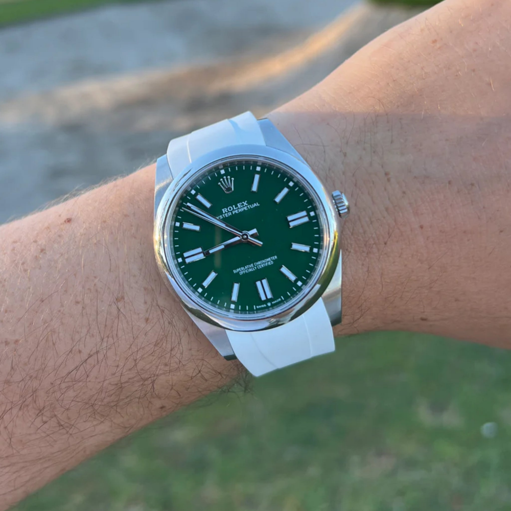 White-rubber-strap-for-rolex-oyster-perpetual-41mm-on-Hand.png