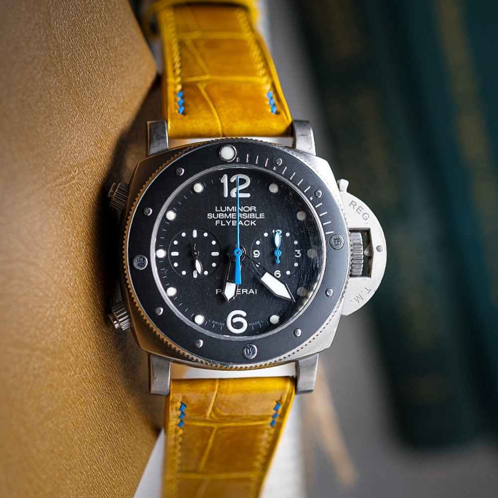 Yellow-alligator-leather-watch-strap-for-Panerai-Submersible-on-Watch.png