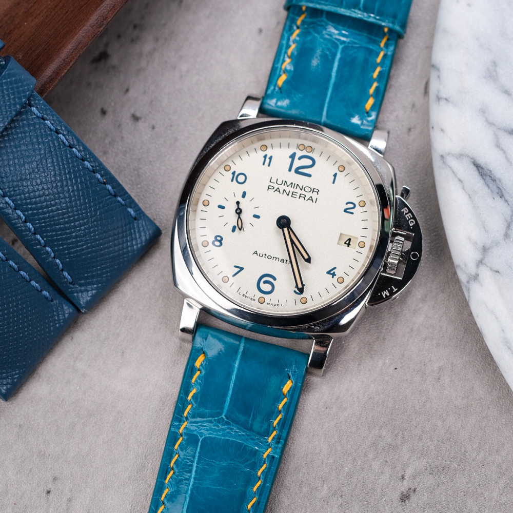 azure-Blue-alligator-leather-watch-strap-for-Panerai-Luminor.png