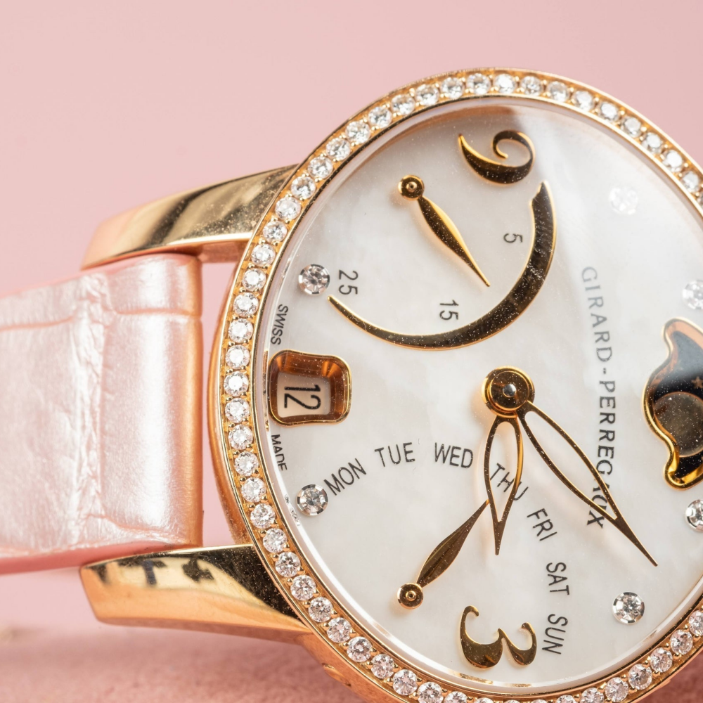 baby-pink-alligator-leather-strap-for-girard-perregaux-cats-eye-bi-retro-watch.png