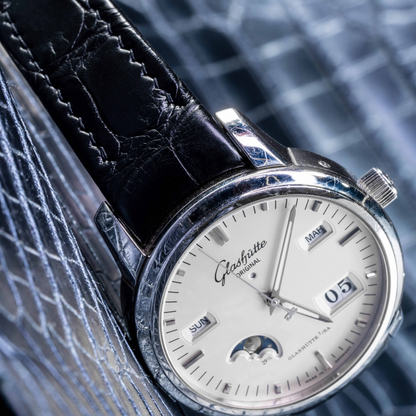 black-alligator-leasther-strap-for--glashutte-senator-watch.png