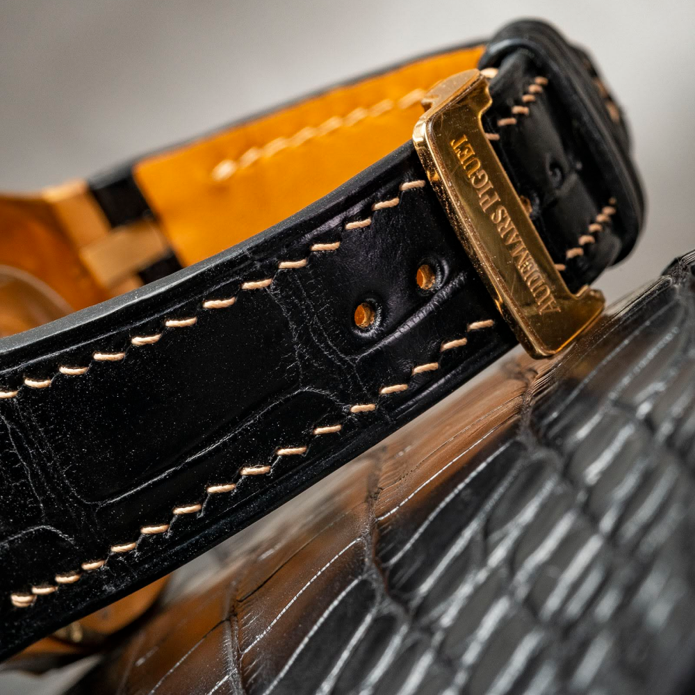 black-alligator-leather-for-ap-royal-oak-41mm-clasp.png
