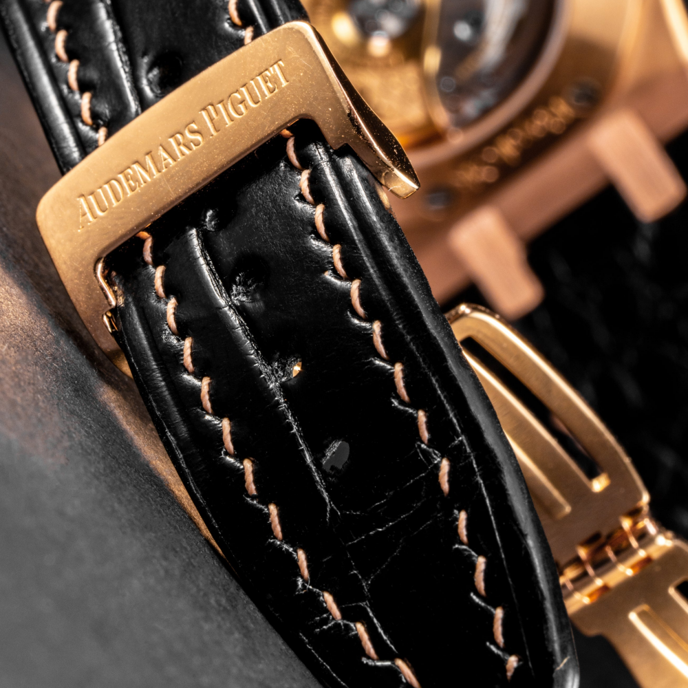 black-alligator-leather-strap-for-ap-ladies-backside.png