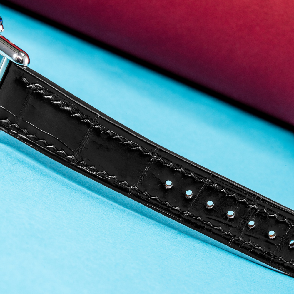 black-alligator-leather-strap-for-cartier-tank-must-leather.png