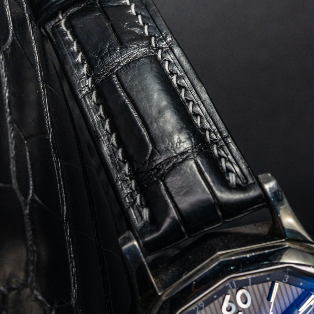 black-alligator-leather-strap-for-corum-admirals-cup-lug.png