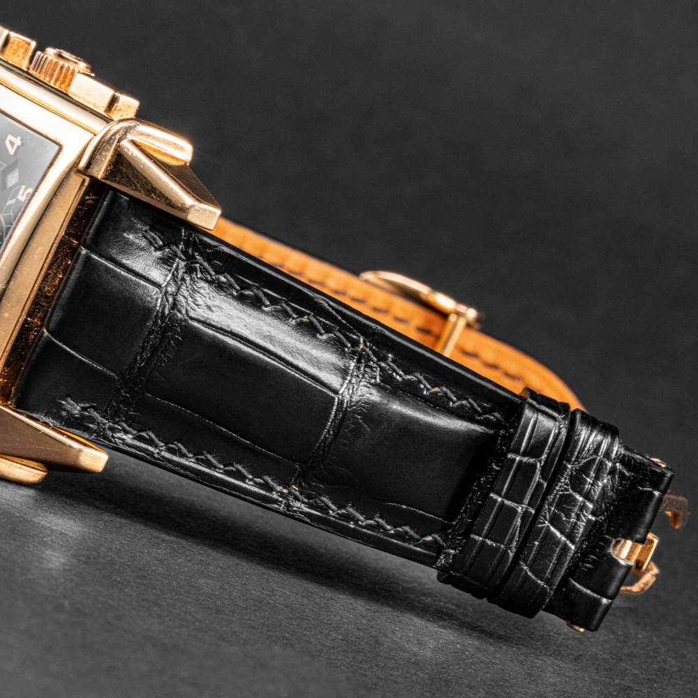 black-alligator-leather-strap-for-girard-perregaux-vintage-1945-detail.png