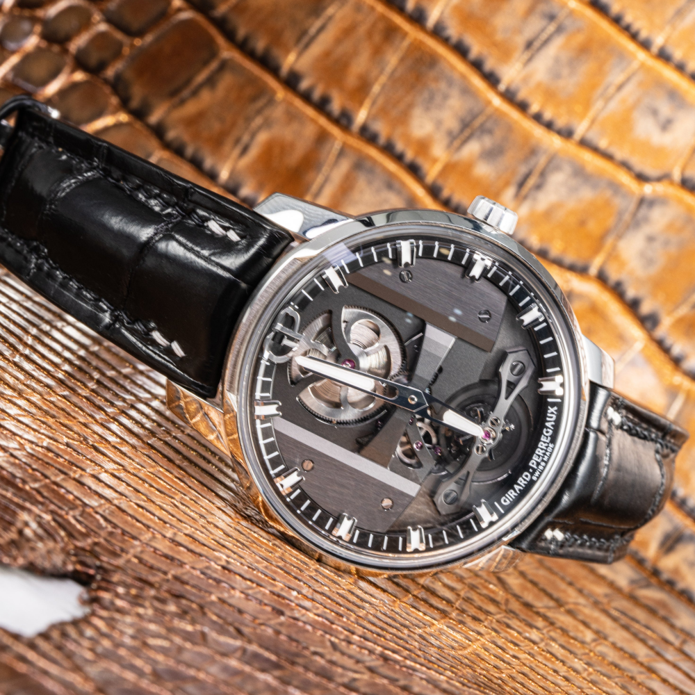 black-alligator-leather-strap-for-girard-perregaux-watch.png