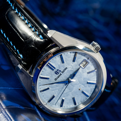 black-alligator-leather-strap-for-grand-seiko-sbgp017-with-blue-stitching-lug.png