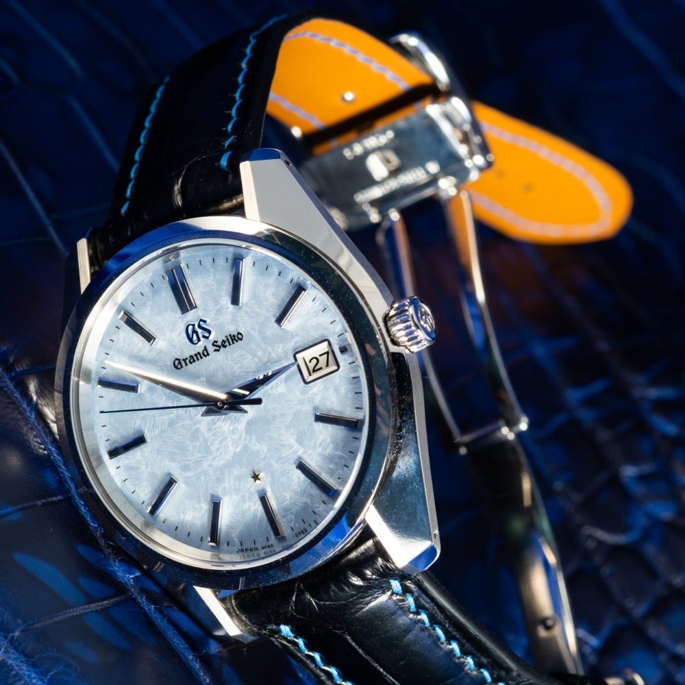 black-alligator-leather-strap-for-grand-seiko-sbgp017.png