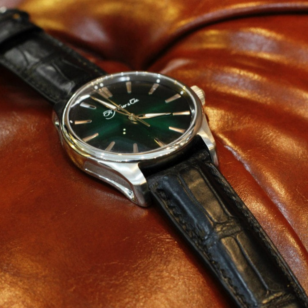 black-alligator-leather-strap-for-h-moser-cie-pioneer-centre-seconds.png