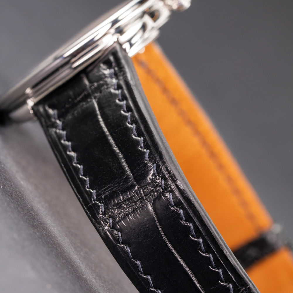 black-alligator-leather-strap-for-hermes-arceau-squelette-detail.png