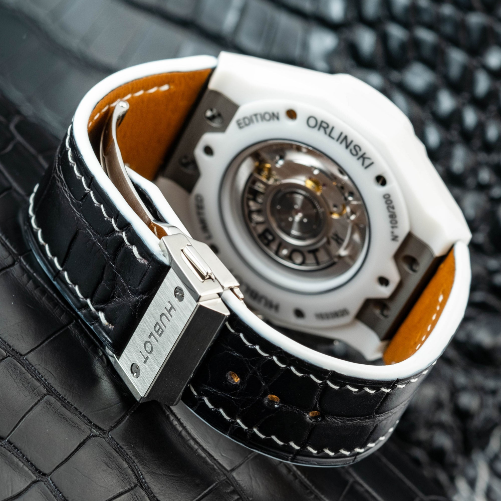 black-alligator-leather-strap-for-hublot-classic-fusion-aerofusion-chronograph-orlinksi-white-ceramic-backside.png