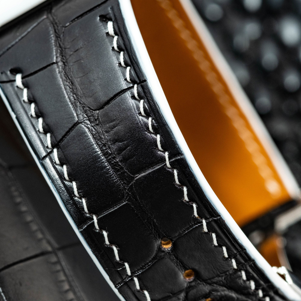 black-alligator-leather-strap-for-hublot-classic-fusion-aerofusion-chronograph-orlinksi-white-ceramic-stitching.png