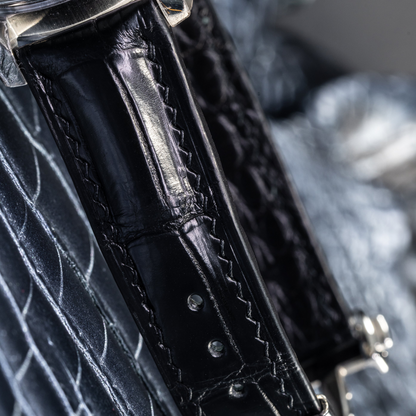 black-alligator-leather-strap-for-omega-speedmaster-professional-stitching.png
