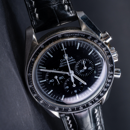 black-alligator-leather-strap-for-omega-speedmaster-professional-white-stitching-watch.png