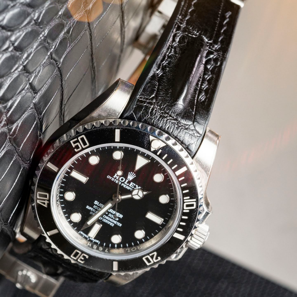 black-alligator-leather-strap-for-rolex-submariner-40mm-detail.png