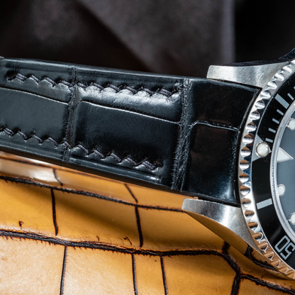 black-alligator-leather-strap-for-rolex-submariner-40mm-lug.png